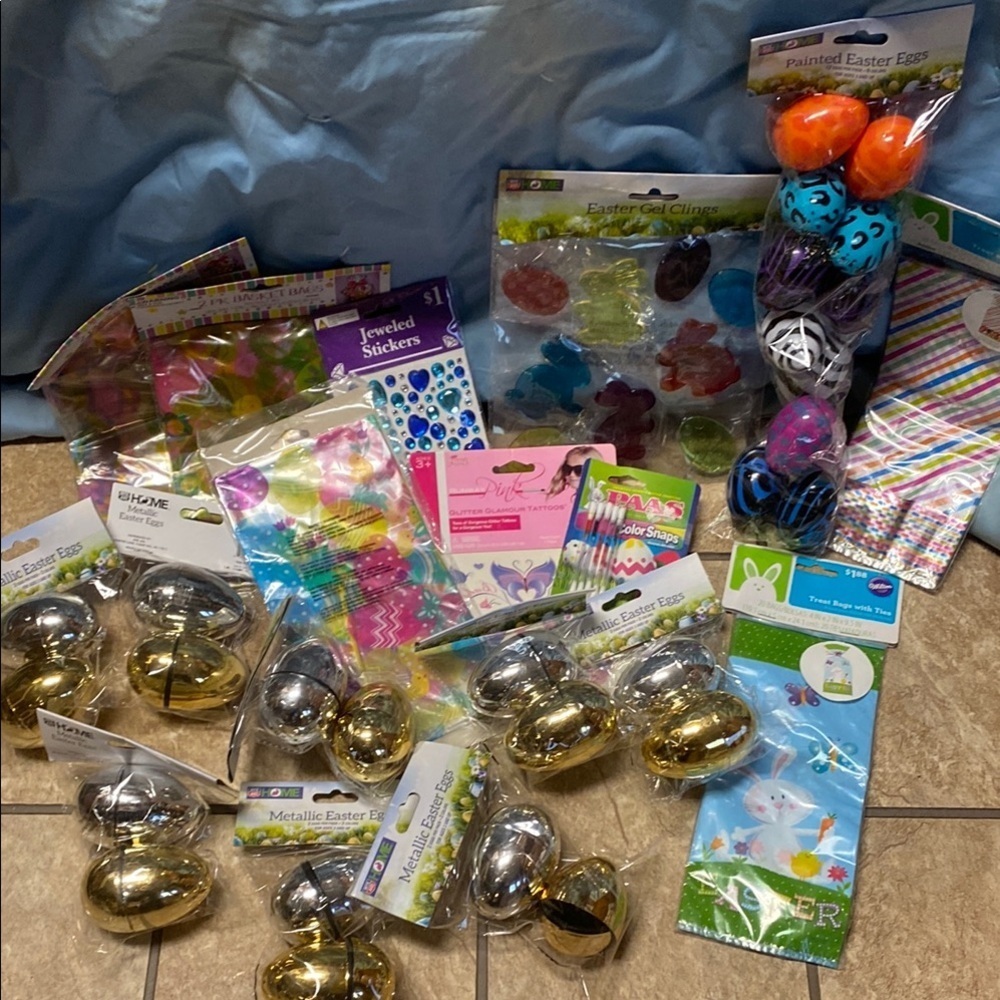 Easter Egg/Easter Party Decorations Holiday Spring